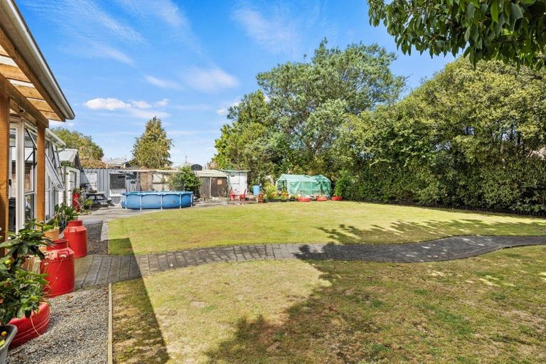 Photo of property in 120 Mackworth Street, Woolston, Christchurch, 8062