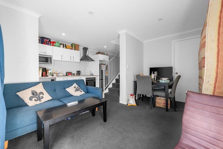 Photo of property in 2/113 Knighton Road, Hillcrest, Hamilton, 3216