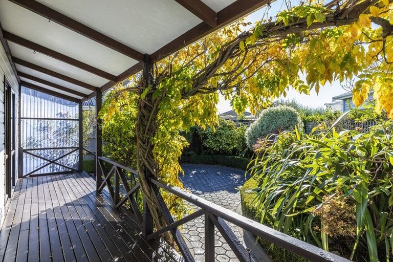 Photo of property in 2/11 Duncan Street, Sumner, Christchurch, 8081