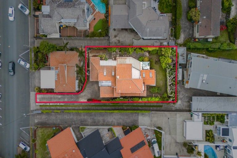 Photo of property in 1/25 Craig Road, Milford, Auckland, 0620