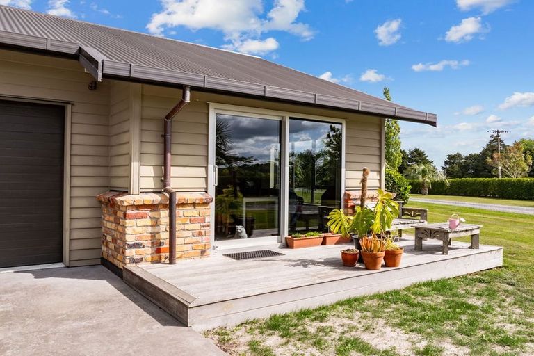 Photo of property in 632 Kara Road, Kokopu, Whangarei, 0179