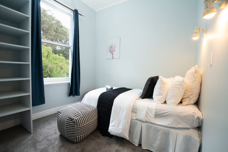 Photo of property in 4 Russell Terrace, Newtown, Wellington, 6021