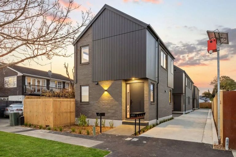 Photo of property in 1/437 Worcester Street, Linwood, Christchurch, 8011