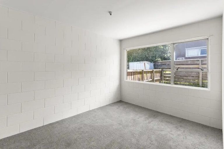 Photo of property in 2/124 Ngamotu Road, Spotswood, New Plymouth, 4310