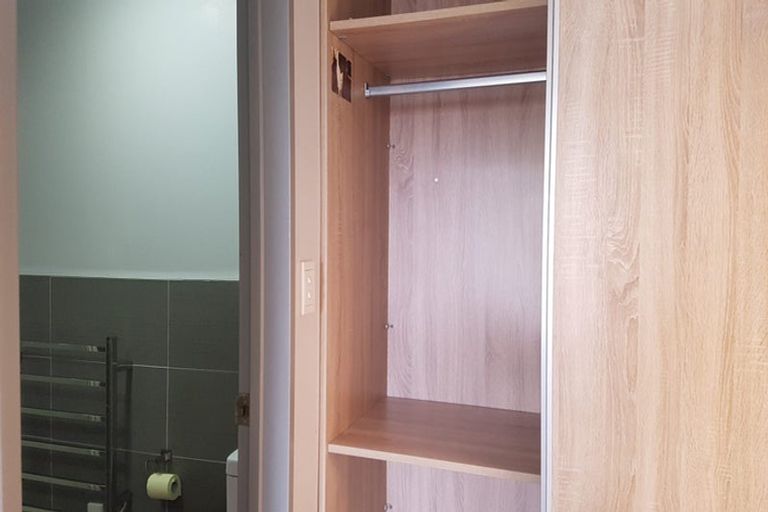 Photo of property in 14 Bruce Road, Glenfield, Auckland, 0629