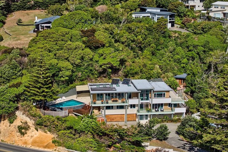 Photo of property in 300b Paremata Road, Whitby, Porirua, 5381