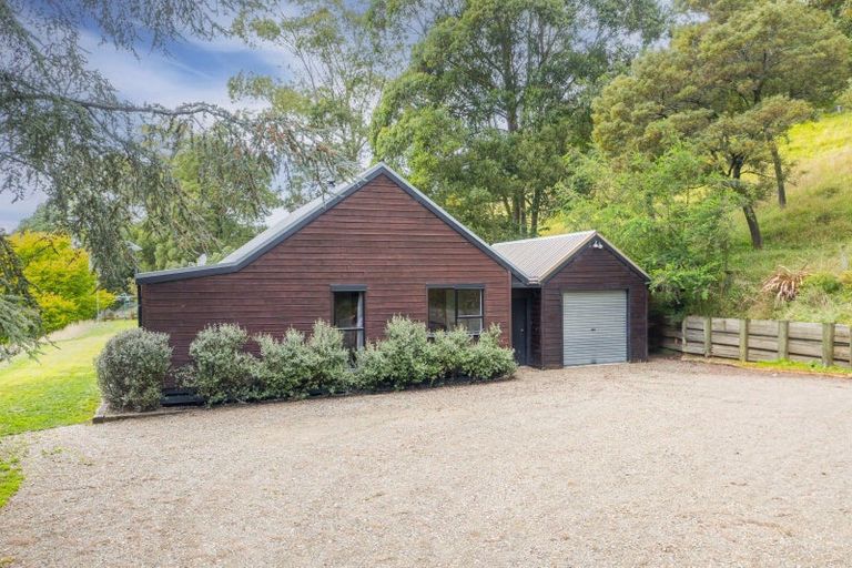 Photo of property in 59 Ongaonga Road, Waipawa, 4272