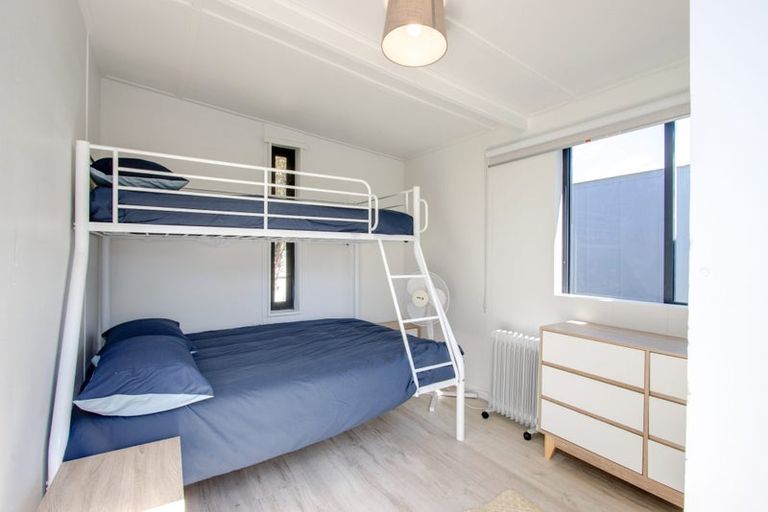 Photo of property in 60 Gillies Crescent, Waimarama, Havelock North, 4294