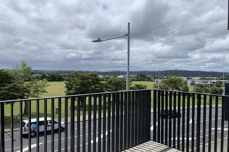 Photo of property in 203/4 Rauroa Lane, Hobsonville, Auckland, 0616