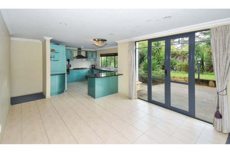 Photo of property in 36 Gold Street, Waitara, 4320