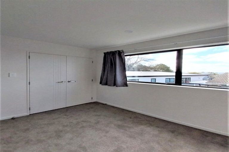 Photo of property in 15/116 Colwill Road, Massey, Auckland, 0614