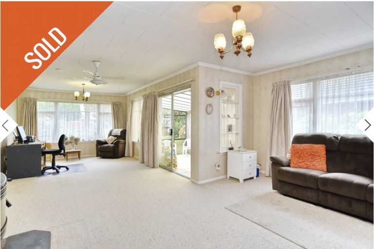 Photo of property in 222 Avonhead Road, Avonhead, Christchurch, 8042