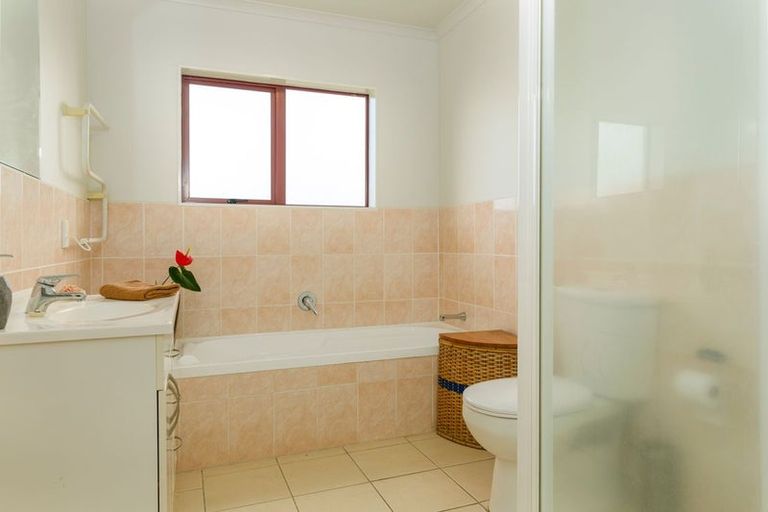 Photo of property in 27i Gibson Road, Tuakau, 2121