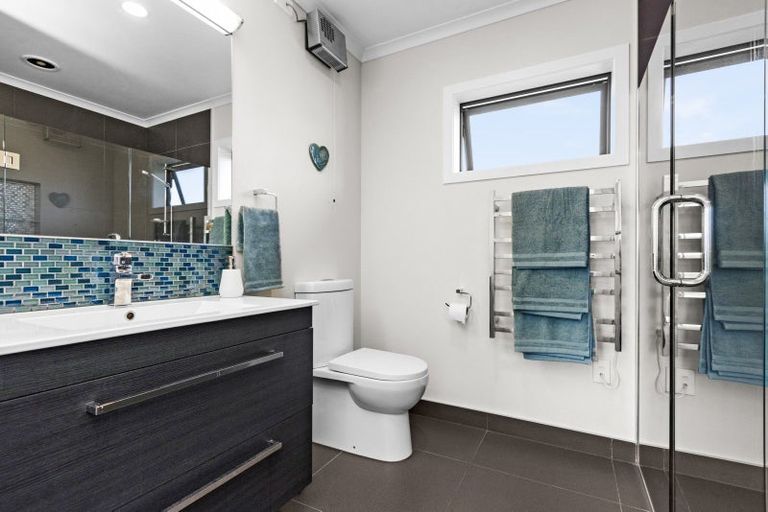 Photo of property in 22 Penrith Road, Poraiti, Napier, 4182