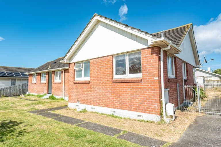 Photo of property in 14 Rogers Street, Castlecliff, Whanganui, 4501