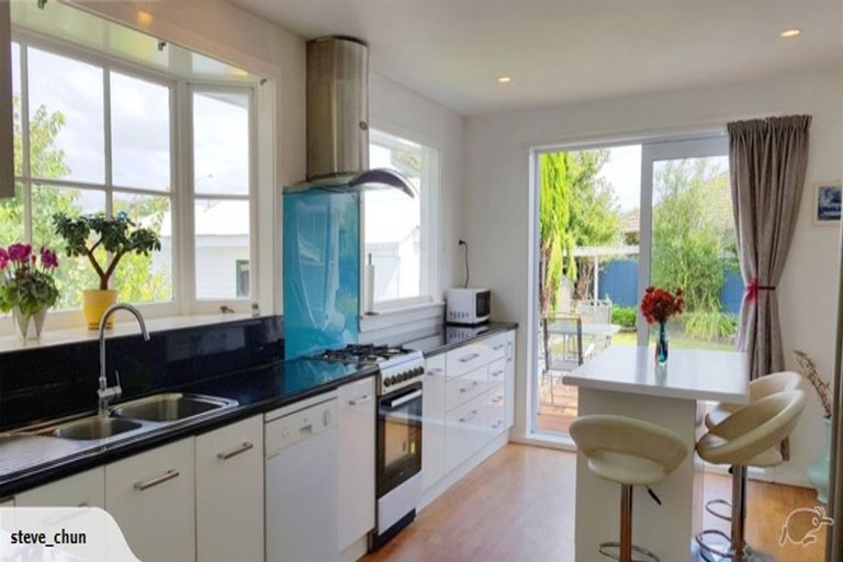 Photo of property in 8 Risby Place, Burnside, Christchurch, 8053