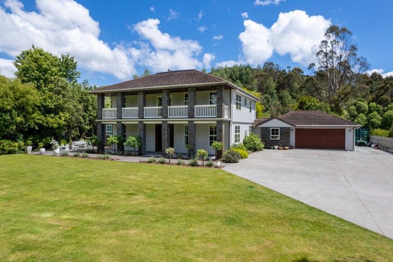 Photo of property in 361a Main Road North, Brown Owl, Upper Hutt, 5018