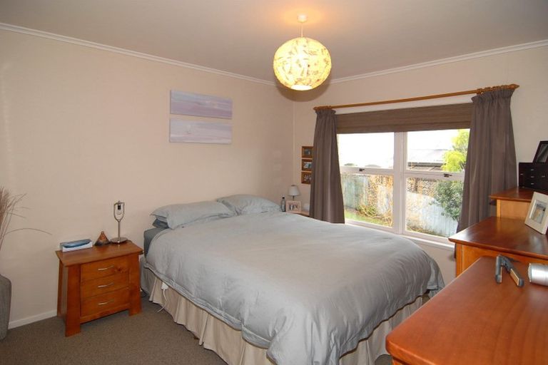 Photo of property in 2/23 Belle Vue Avenue, Northcote Point, Auckland, 0627