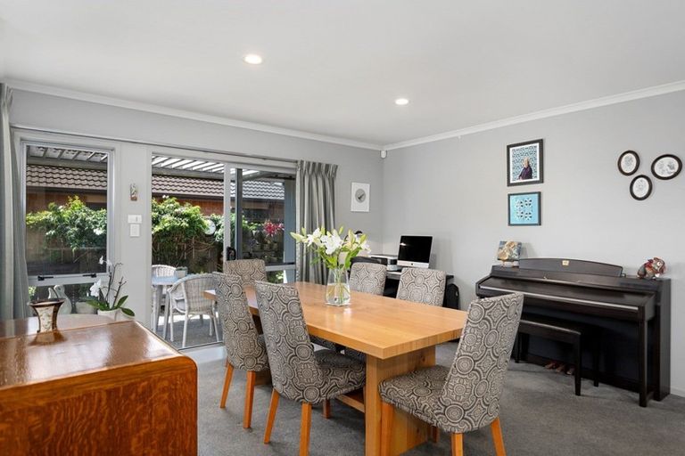 Photo of property in 23 Matene Place, Papamoa Beach, Papamoa, 3118