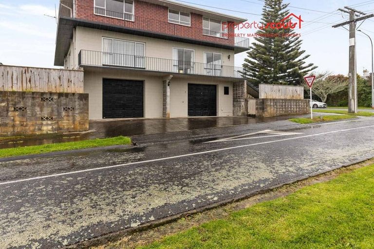 Photo of property in 61 Cracroft Street, Waitara, 4320