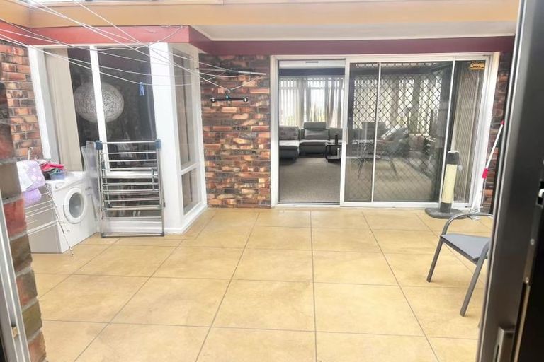 Photo of property in 6 Miramar Place, Pakuranga, Auckland, 2010