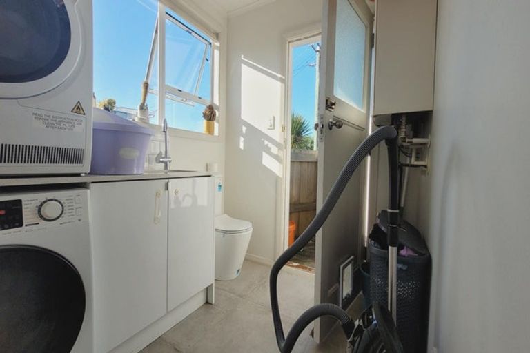 Photo of property in 3 Morere Street, Titahi Bay, Porirua, 5022