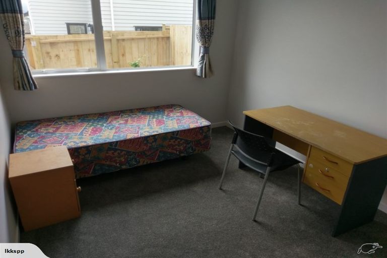 Photo of property in 163 Tiriwa Drive, Massey, Auckland, 0614