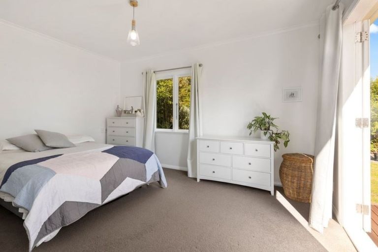 Photo of property in 16 Avon Street, Waterloo, Lower Hutt, 5011