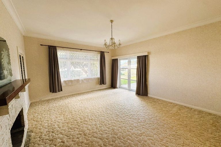 Photo of property in 45 Miller Street, Dannevirke, 4930