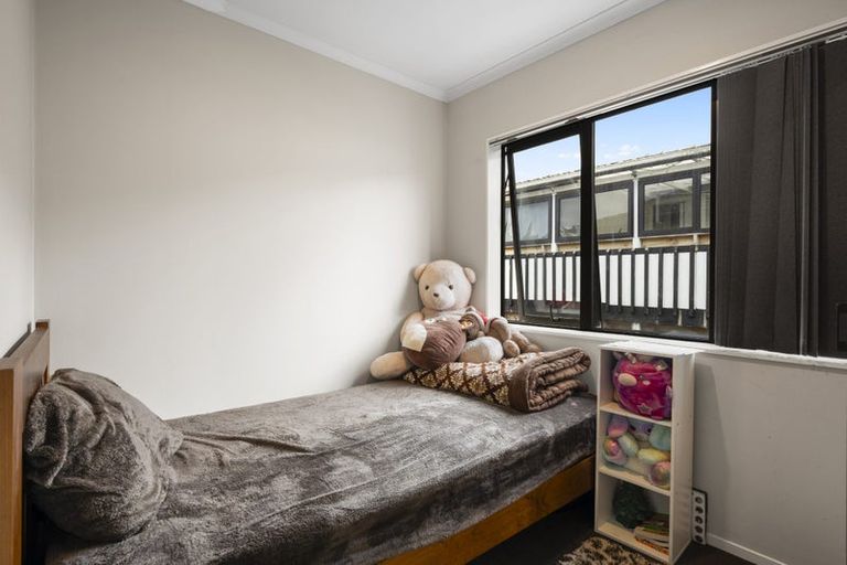 Photo of property in 93c Puhinui Road, Papatoetoe, Auckland, 2104