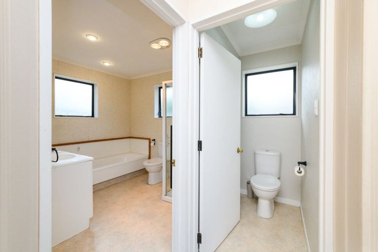 Photo of property in 7b Harrow Place, Hokowhitu, Palmerston North, 4410