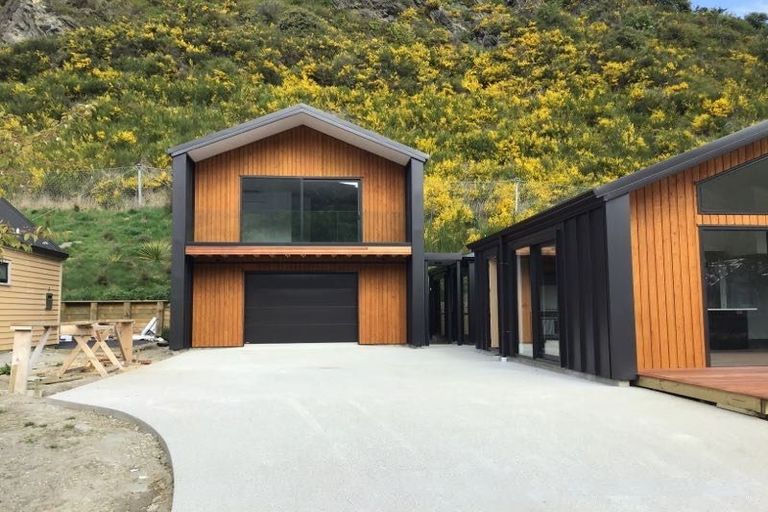 Photo of property in 26 Flynn Lane, Arrowtown, 9302