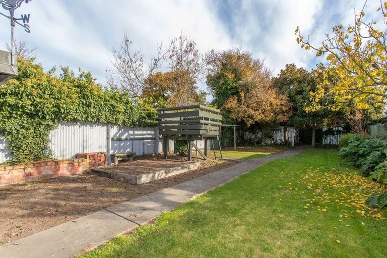 Photo of property in 103 Cranford Street, St Albans, Christchurch, 8014