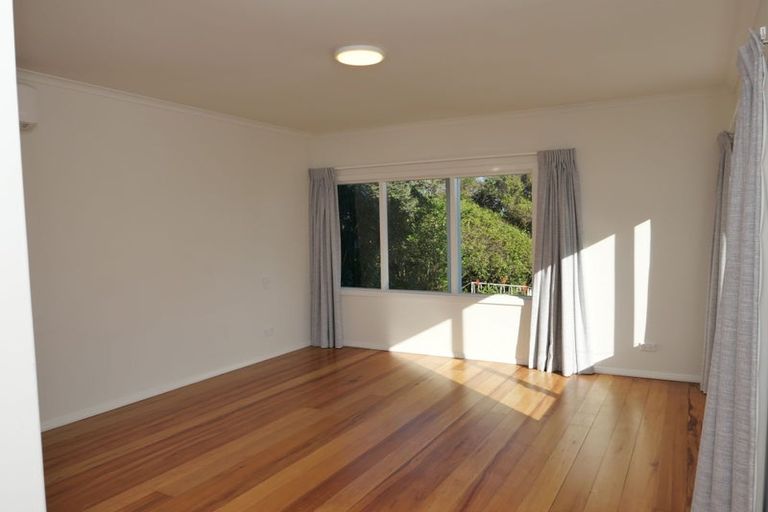 Photo of property in 39 Rangoon Street, Khandallah, Wellington, 6035