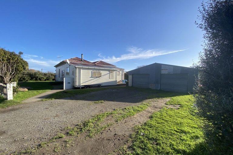 Photo of property in 81 Ngatai Street, Manaia, 4612