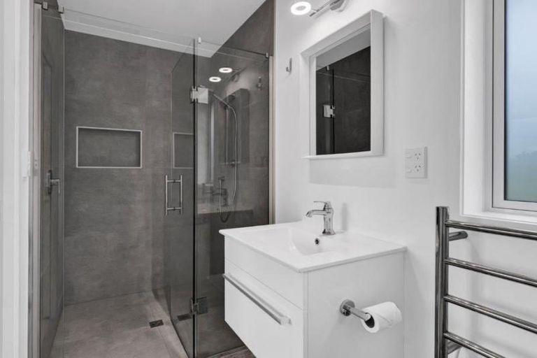 Photo of property in 2 Mercade Close, Stratford, 4332