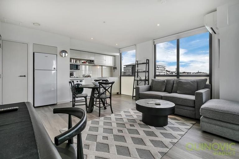 Photo of property in Halsey Apartments At Lighter Quay, 401/75 Halsey Street, Auckland Central, Auckland, 1010