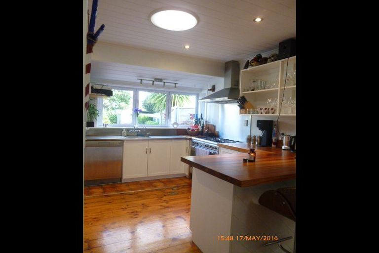 Photo of property in 256 Papamoa Beach Road, Papamoa Beach, Papamoa, 3118