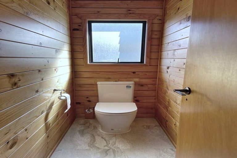 Photo of property in 7 Coubray Place, Botany Downs, Auckland, 2010