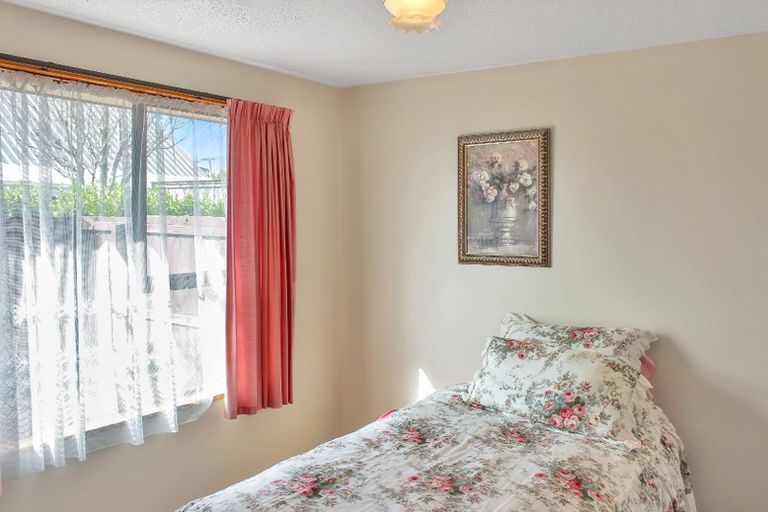 Photo of property in 1/2 Kirk Road, Templeton, Christchurch, 8042