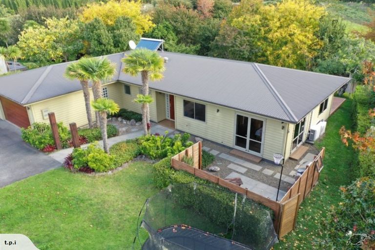 Photo of property in 13 Campbell Lane, Kerikeri, 0230