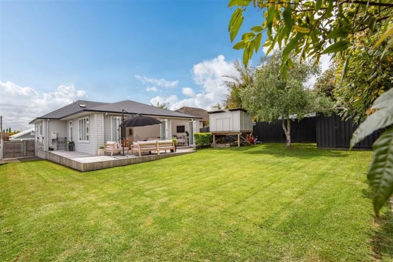 Photo of property in 17 Egremont Street, Belmont, Auckland, 0622