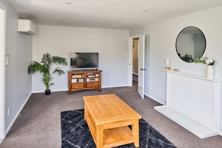 Photo of property in 31 Mungavin Avenue, Ranui, Porirua, 5024