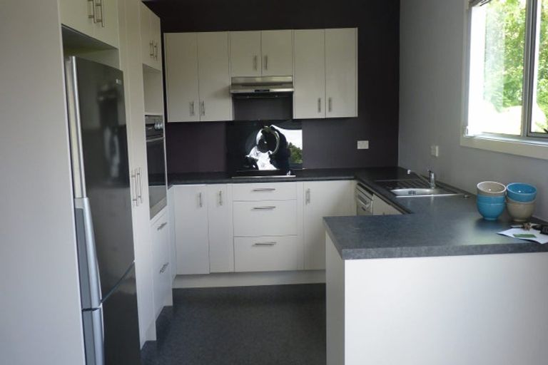 Photo of property in 11 Coroglen Avenue, Birkenhead, Auckland, 0626