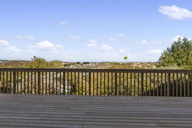 Photo of property in 1209 Whangaparaoa Road, Gulf Harbour, Whangaparaoa, 0930