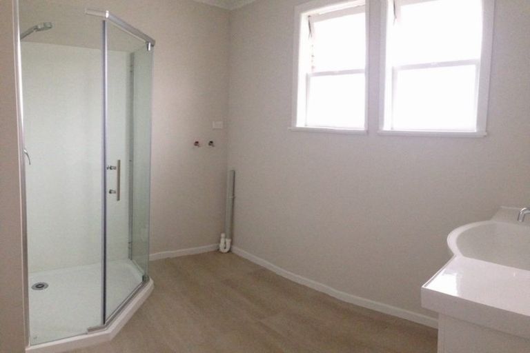 Photo of property in 2/571 Mount Albert Road, Royal Oak, Auckland, 1023