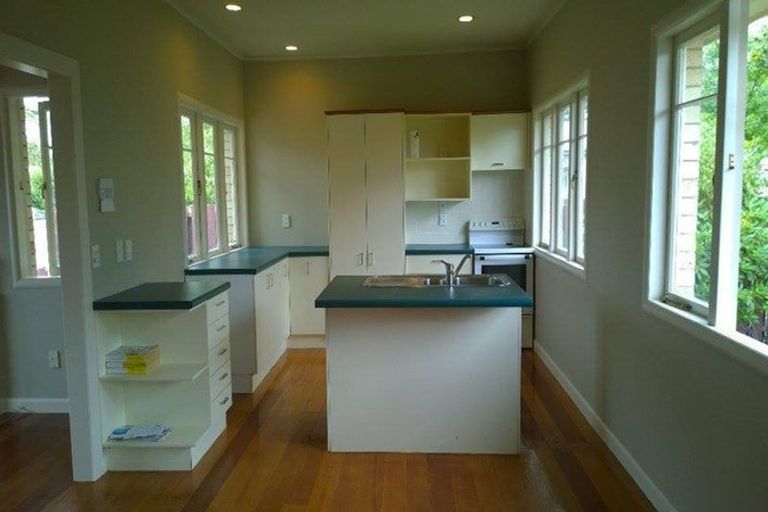 Photo of property in 15 Bettina Road, Fairfield, Hamilton, 3214