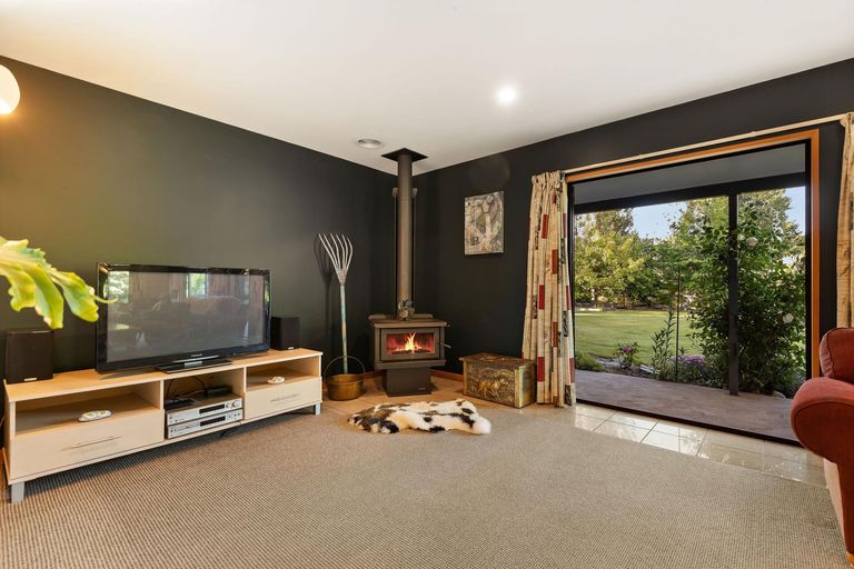 Photo of property in 2347 Cardrona Valley Road, Cardrona, Wanaka, 9382