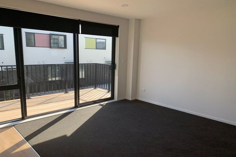Photo of property in 28 Panoni Lane, Howick, Auckland, 2014