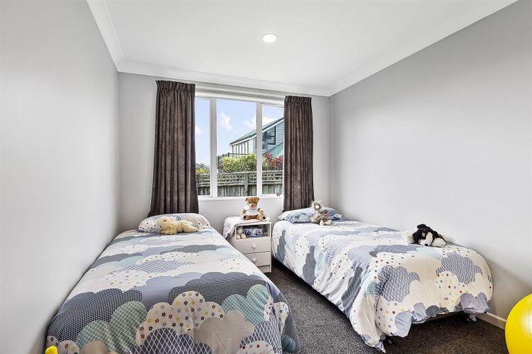 Photo of property in 23 The Masthead, Whitby, Porirua, 5024